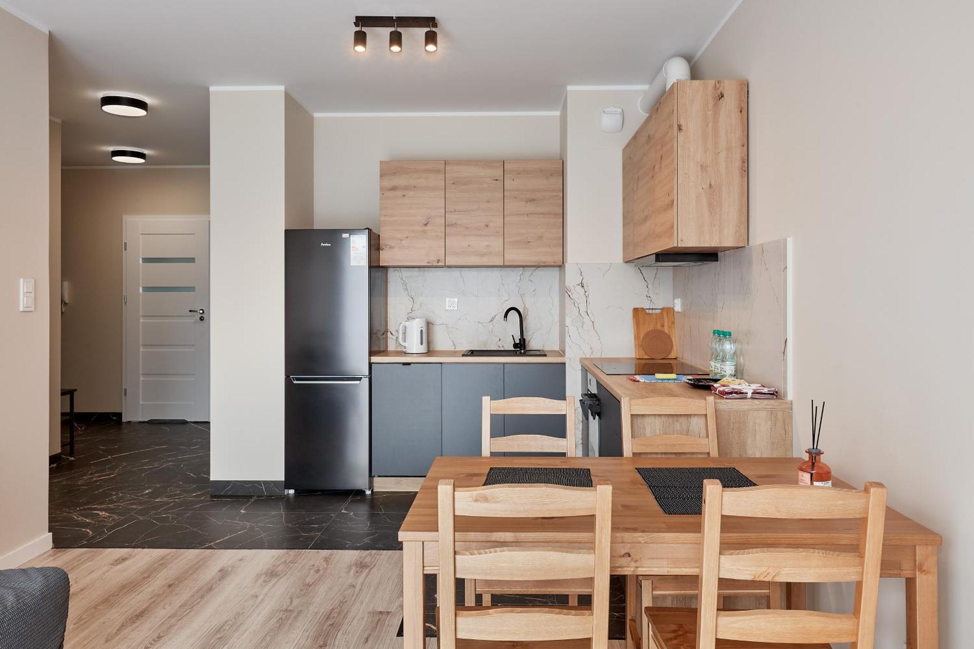 Airport Homely Apartment *