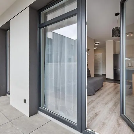 Poznan Airport Homely Apartment Exterior photo
